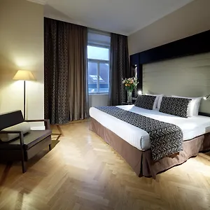 Hotel Eurostars Thalia *****