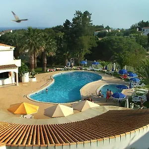Resort Turiquintas ***